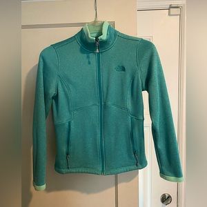 The North Face Women’s Zip up jacket